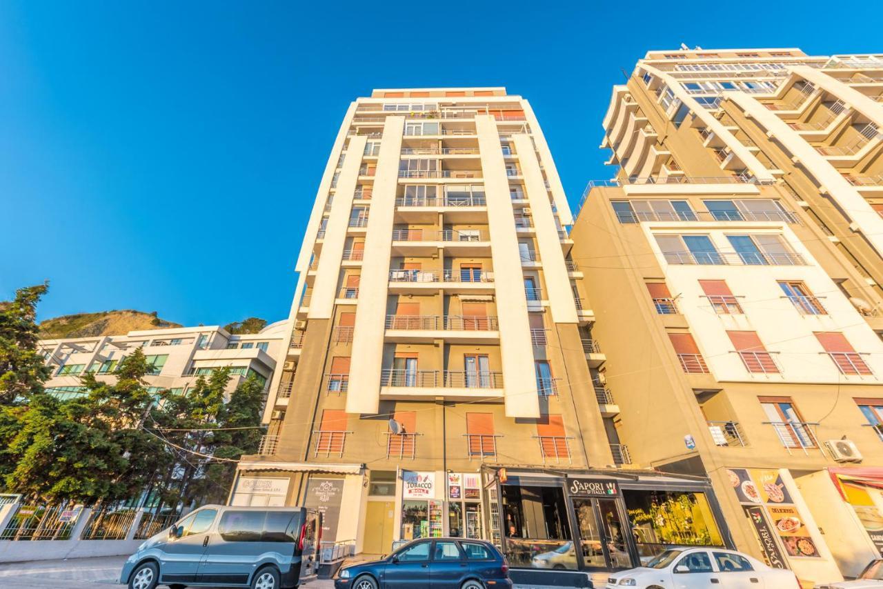 Blue Heaven -Full Sea View Brand New Apartment ดูร์เรส ภายนอก รูปภาพ