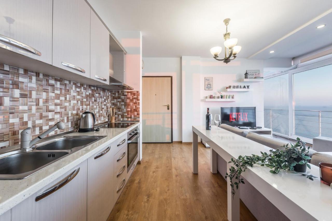 Blue Heaven -Full Sea View Brand New Apartment ดูร์เรส ภายนอก รูปภาพ