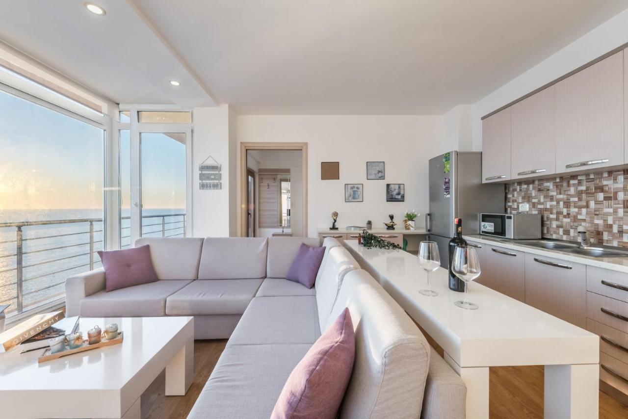 Blue Heaven -Full Sea View Brand New Apartment ดูร์เรส ภายนอก รูปภาพ